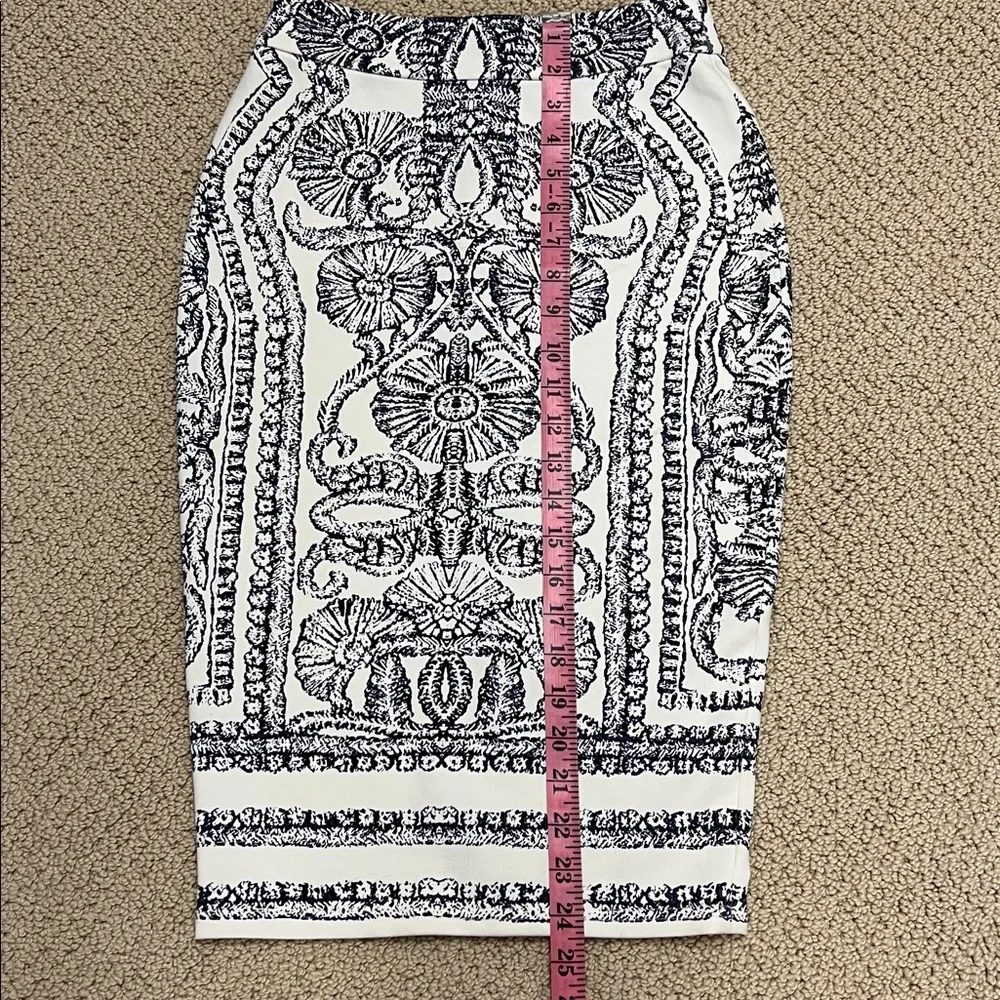 NEW Elliatt Elements Revolve Pencil Bodycon Hourglass Boho Midi Skirt XS